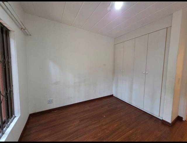 2 BEDROOM APARTMENT FOR SALE IN SUNNINGHILL